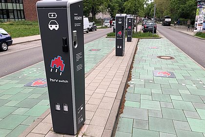 Eine Ladessäule von hvv Switch